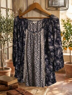 Siren Lily Blue Floral Top